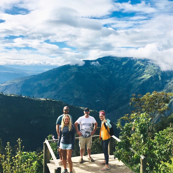 Meet your Posher, Sereena - Picture 6 of 15